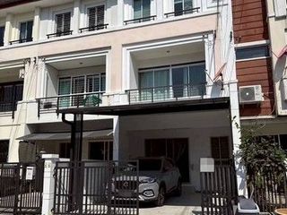 For rent 3 Beds house in Prawet, Bangkok