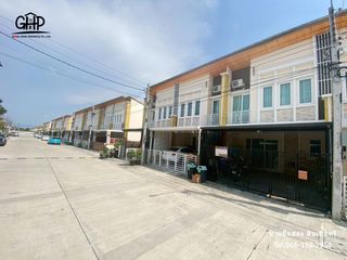 For sale 4 bed townhouse in Prawet, Bangkok