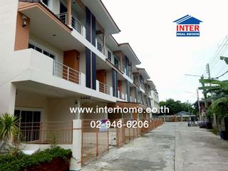 For sale 4 Beds townhouse in Mueang Lop Buri, Lopburi