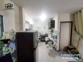 For sale 3 bed townhouse in Lam Luk Ka, Pathum Thani