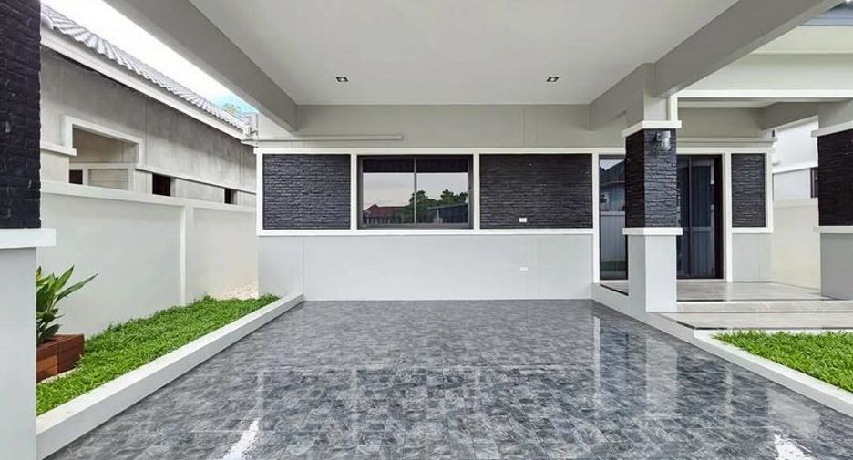 出售 3 卧室 独立屋 在 Bang Lamung, Chon Buri