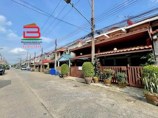 Продажа 4 спальни таунхаус в Khlong Luang, Патумтани