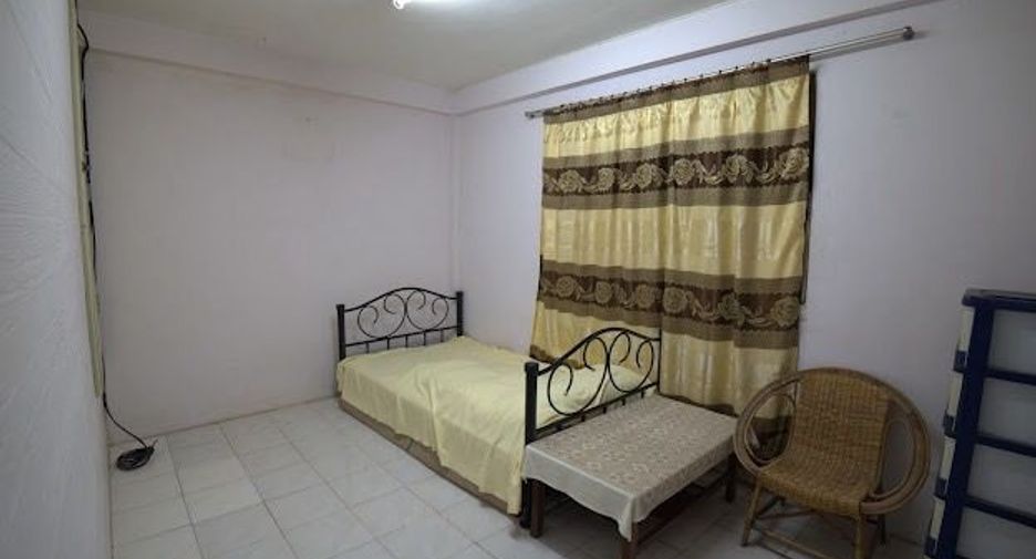 Gewerbefläche zum Kauf mit 3 Zimmer in Sathon, Bangkok