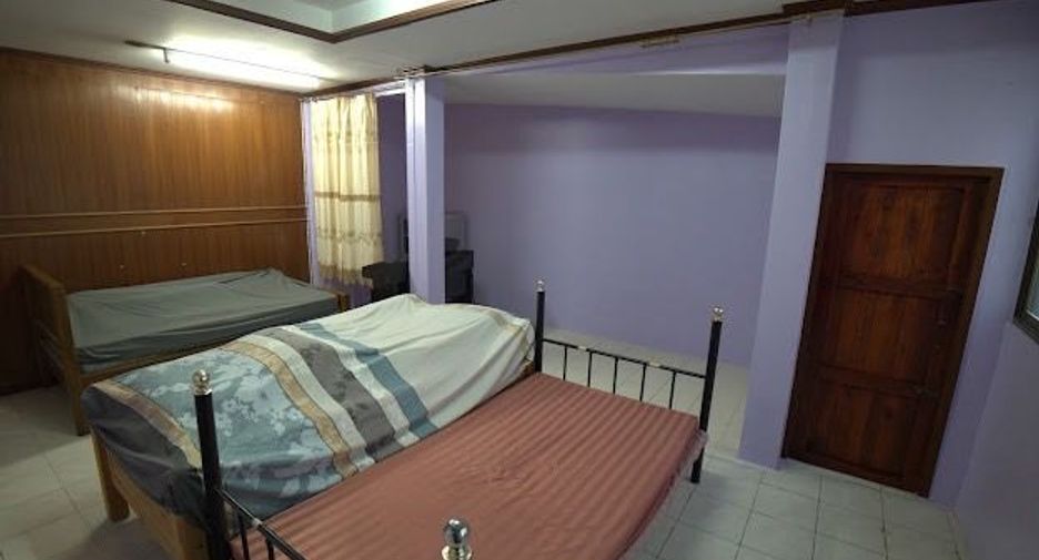 Gewerbefläche zum Kauf mit 3 Zimmer in Sathon, Bangkok