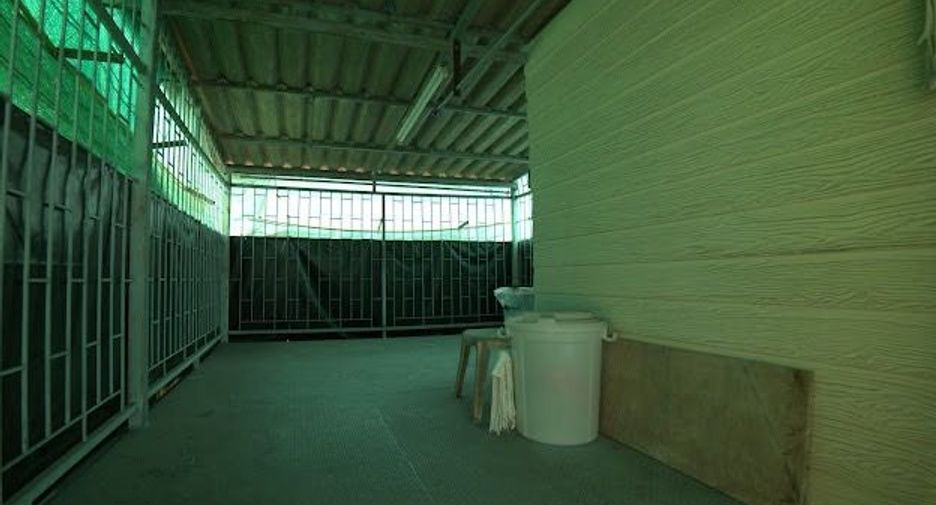 Gewerbefläche zum Kauf mit 3 Zimmer in Sathon, Bangkok
