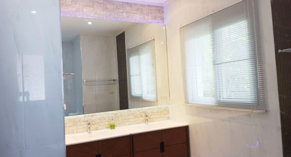 For rent 3 bedrooms house in South Pattaya, Pattaya