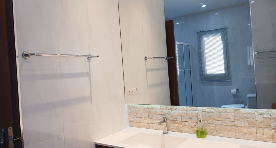 For rent 3 bedrooms house in South Pattaya, Pattaya