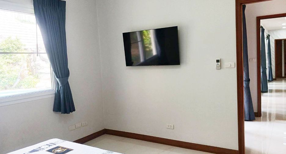 For rent 3 bedrooms house in South Pattaya, Pattaya