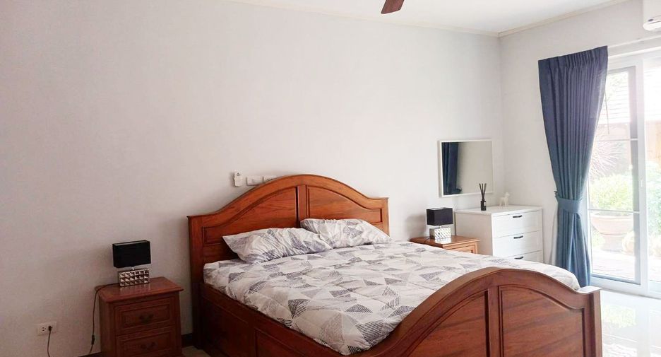 For rent 3 bedrooms house in South Pattaya, Pattaya