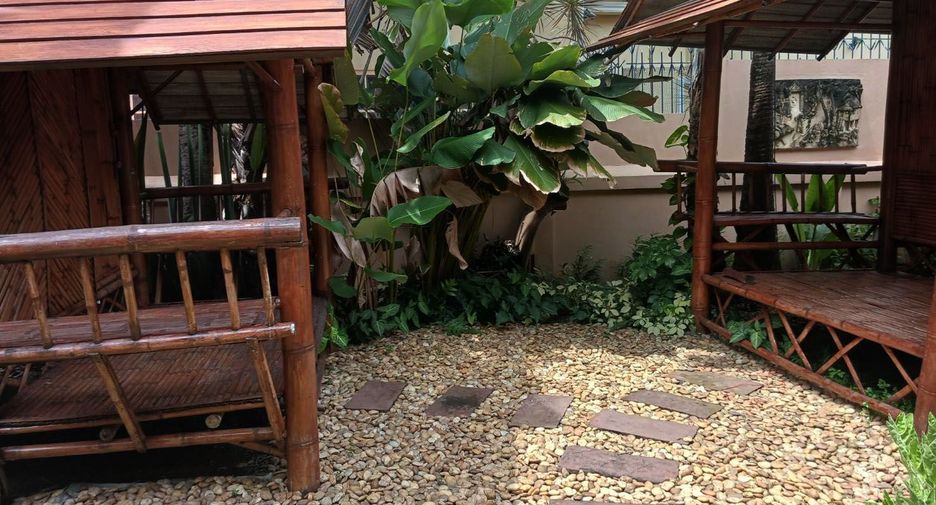 For rent 3 bedrooms house in South Pattaya, Pattaya