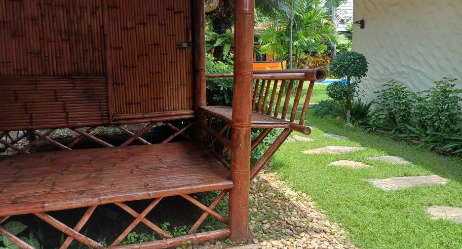 For rent 3 bedrooms house in South Pattaya, Pattaya