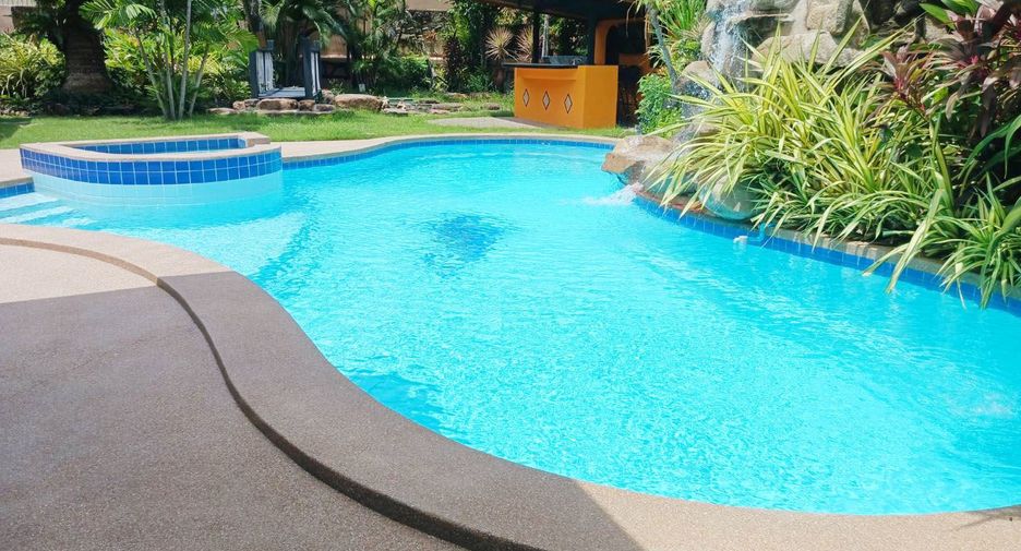 For rent 3 bedrooms house in South Pattaya, Pattaya