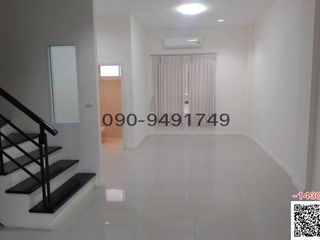 For rent 3 bedrooms retail Space in Wang Thonglang, Bangkok