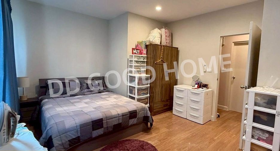 For sale 2 bedrooms townhouse in Bang Kruai, Nonthaburi