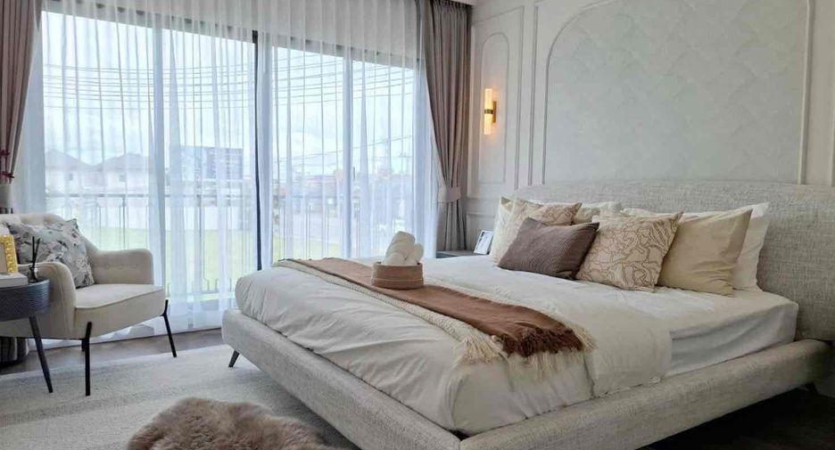 For sale 3 bedrooms villa in Bang Lamung, Chonburi