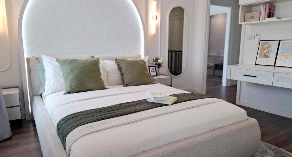 For sale 3 bedrooms villa in Bang Lamung, Chonburi