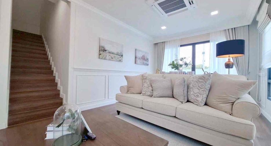 For sale 3 bedrooms villa in Bang Lamung, Chonburi