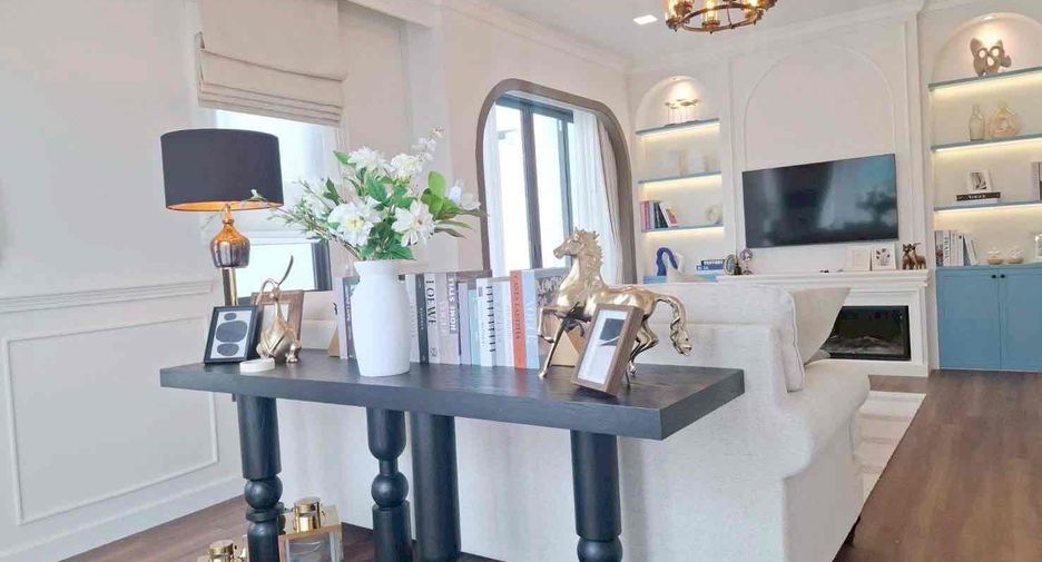 For sale 3 bedrooms villa in Bang Lamung, Chonburi