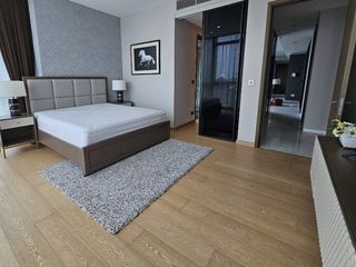 Продажа 2 спальни кондо в Щаттхана, Бангкок