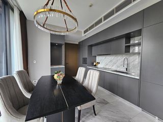 Продажа 2 спальни кондо в Щаттхана, Бангкок