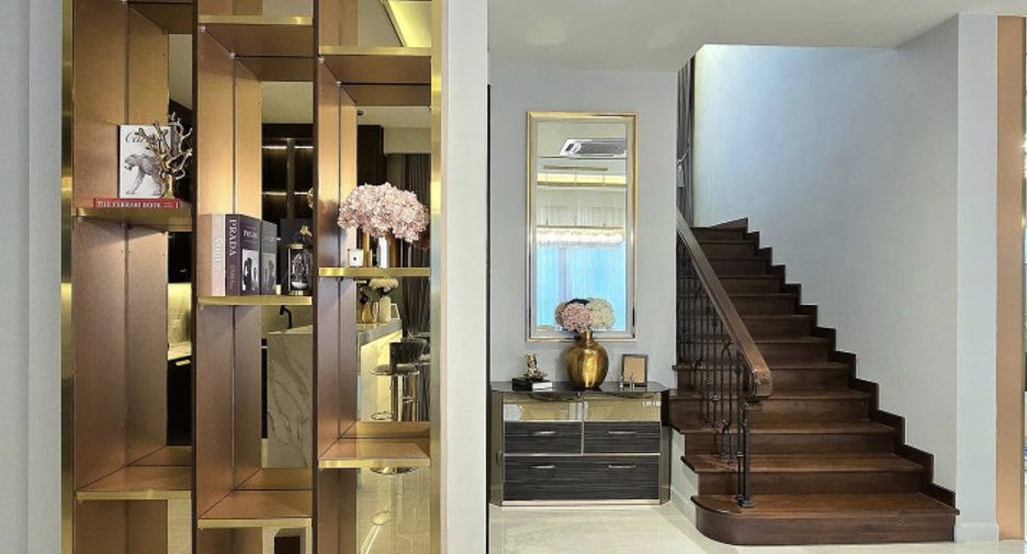 For rent 4 bed house in Bang Phli, Samut Prakan