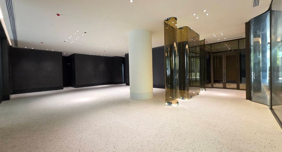 For sale 3 bedrooms condo in Pathum Wan, Bangkok