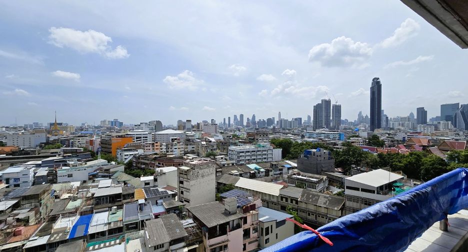For sale 2 bedrooms condo in Bang Rak, Bangkok