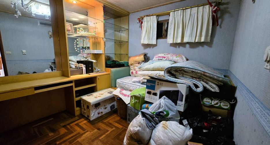 For sale 2 bedrooms condo in Bang Rak, Bangkok