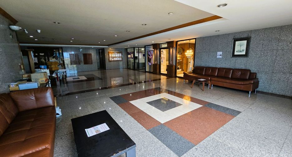 For sale 2 bedrooms condo in Bang Rak, Bangkok