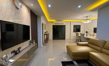 For rent and for sale 3 bed townhouse in Bang Phli, Samut Prakan