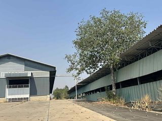 For rent 15 bed warehouse in Nikhom Phatthana, Rayong