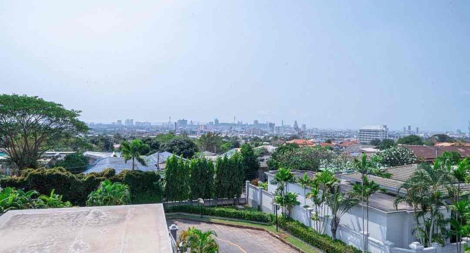 For rent 5 bed villa in East Pattaya, Pattaya
