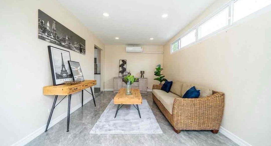 For rent 5 bed villa in East Pattaya, Pattaya