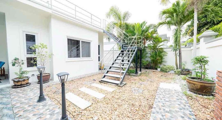For rent 5 bed villa in East Pattaya, Pattaya