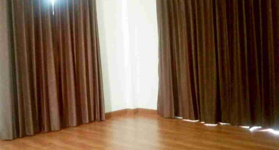 À vendre 3 chambres maison à Lat Krabang, Bangkok