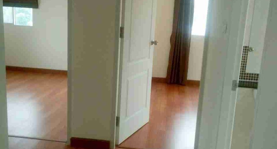 À vendre 3 chambres maison à Lat Krabang, Bangkok