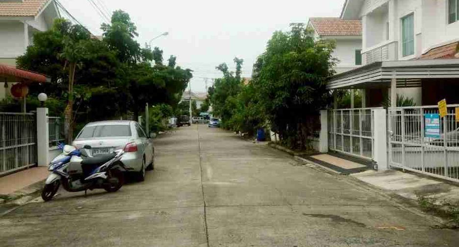 À vendre 3 chambres maison à Lat Krabang, Bangkok