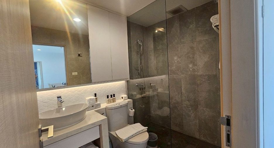 Serviced Apartment zur Miete mit 3 Zimmer in Khlong Toei, Bangkok