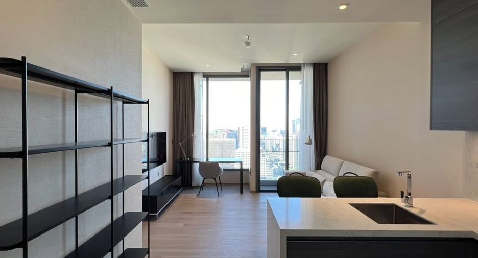 For rent and for sale 1 bed condo in Watthana, Bangkok