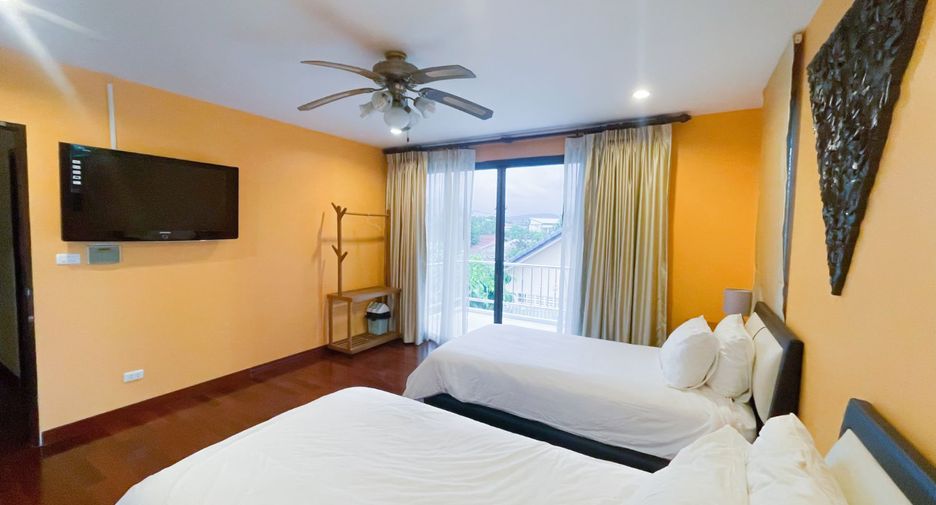 For rent and for sale 4 bedrooms villa in Mueang Phuket, Phuket