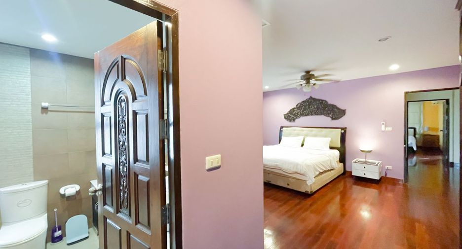 For rent and for sale 4 bedrooms villa in Mueang Phuket, Phuket