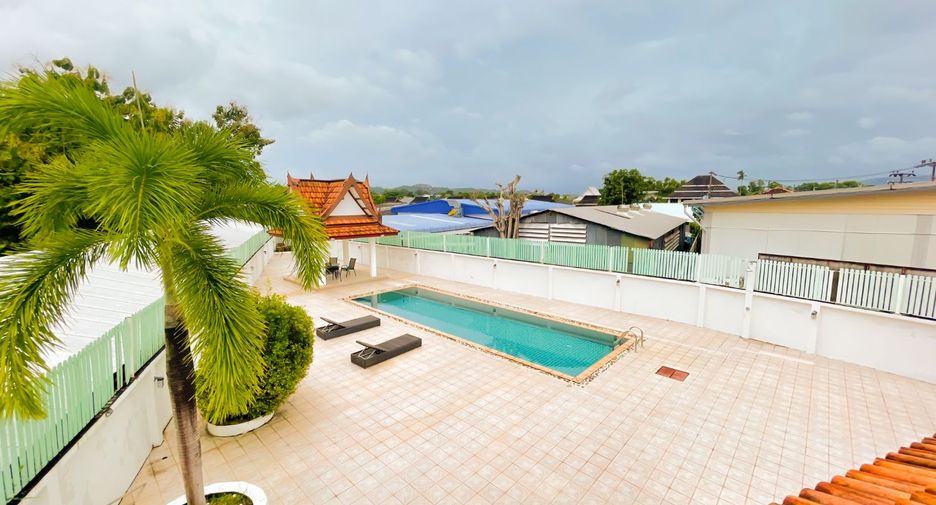 For rent and for sale 4 bedrooms villa in Mueang Phuket, Phuket