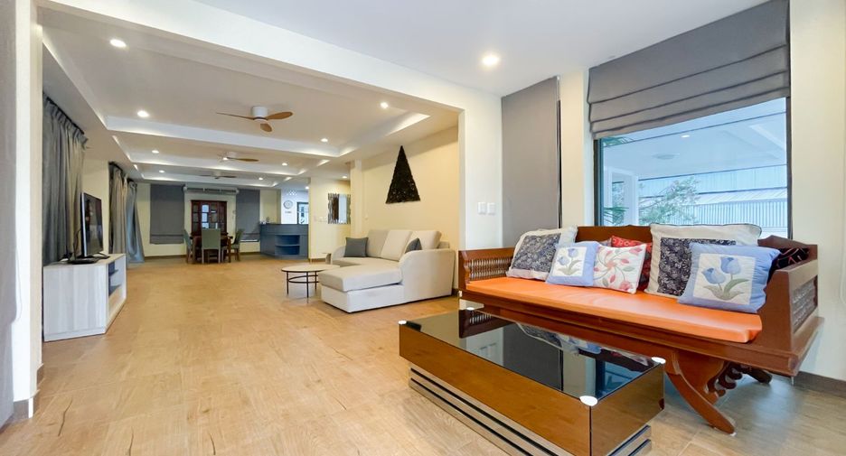 For rent and for sale 4 bedrooms villa in Mueang Phuket, Phuket