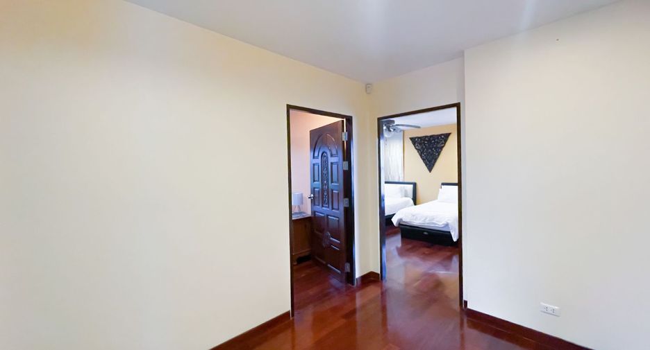 For rent and for sale 4 bedrooms villa in Mueang Phuket, Phuket