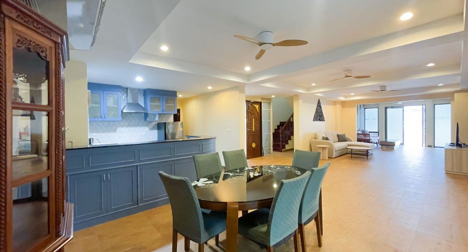 For rent and for sale 4 bedrooms villa in Mueang Phuket, Phuket
