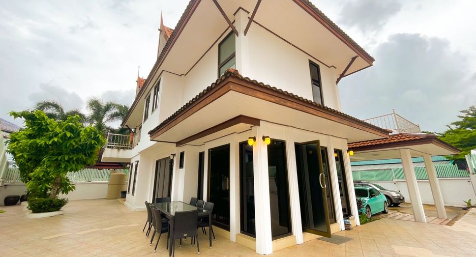 For rent and for sale 4 bedrooms villa in Mueang Phuket, Phuket