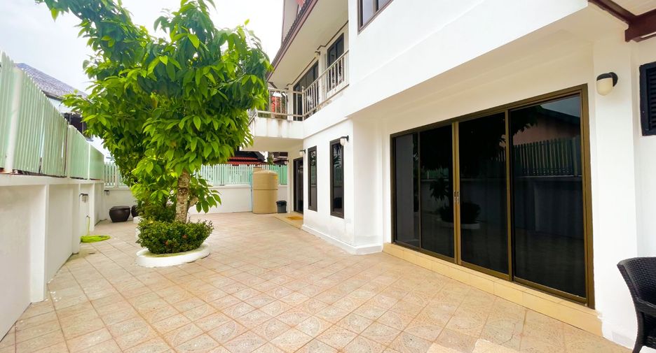 For rent and for sale 4 bedrooms villa in Mueang Phuket, Phuket