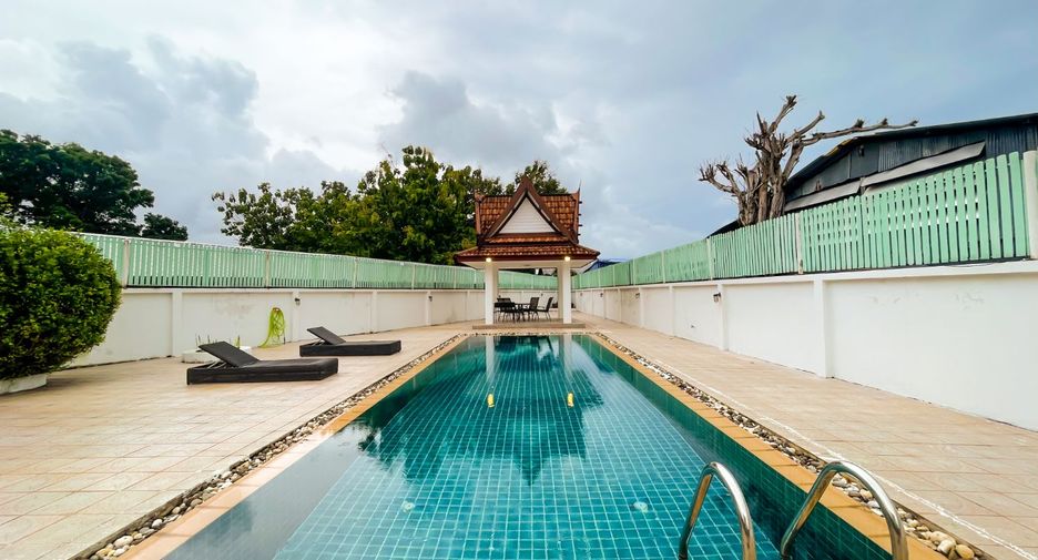 For rent and for sale 4 bedrooms villa in Mueang Phuket, Phuket