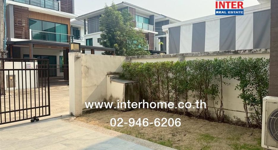 For sale 4 bed office in Bang Kapi, Bangkok