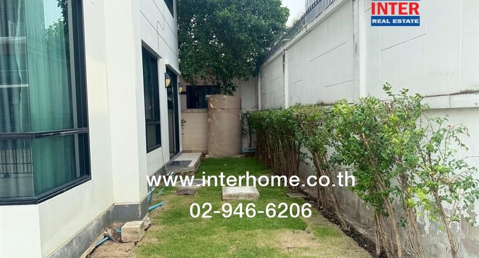 For sale 4 bed office in Bang Kapi, Bangkok